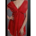 Nuisette douce et coquine en dentelle-rouge