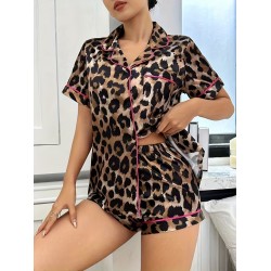 Ensemble pyjama short satin à imprimé léopard